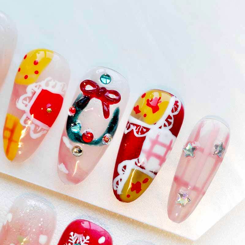Beauty Art Garden Press On Nail Gifts Under the Tree 209