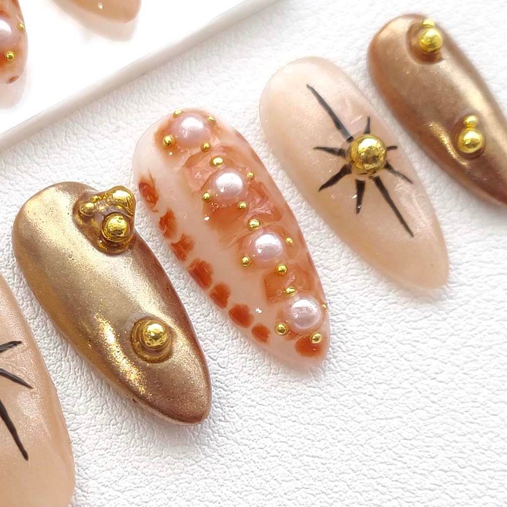 Art Garden Press On Nails Golden Cat Eye 153