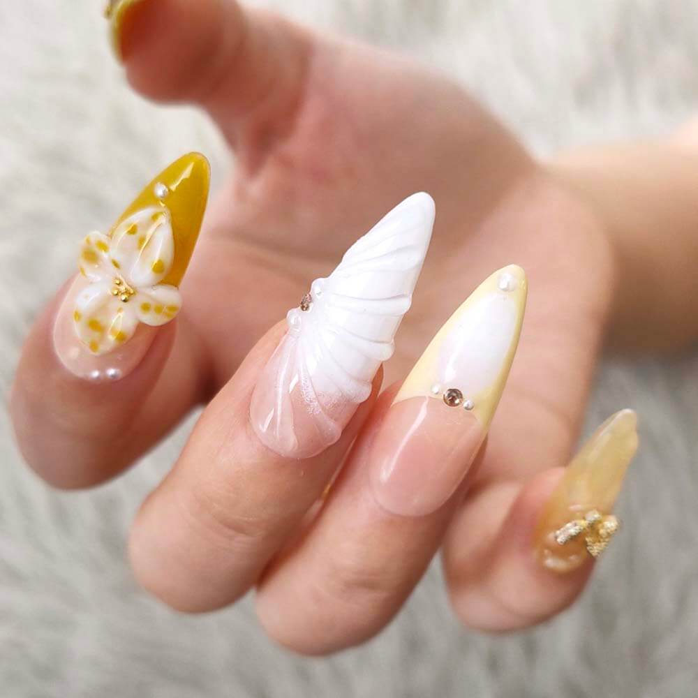 Art Garden Press On Nails Golden Meadow 26
