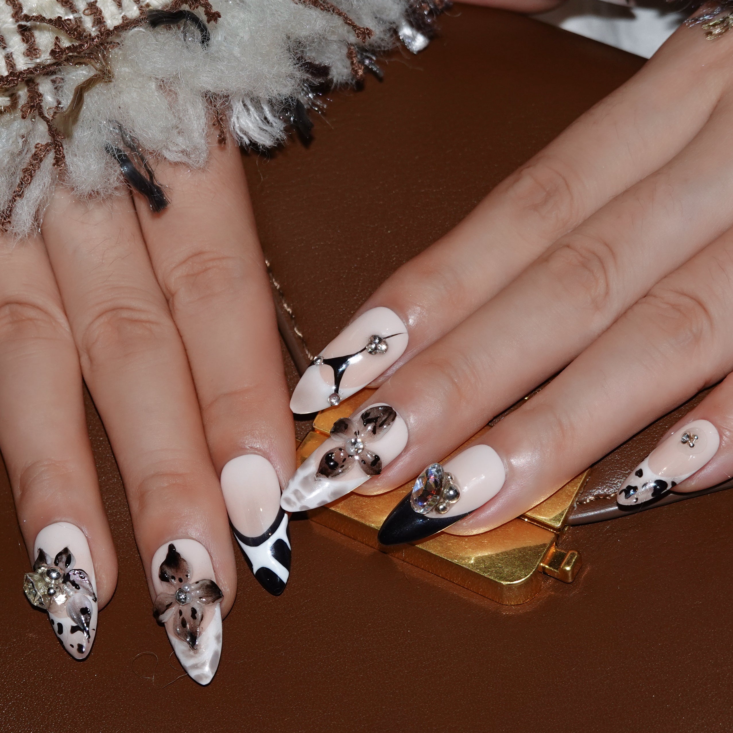 Art Garden Press On Nails Twilight Flowers 98