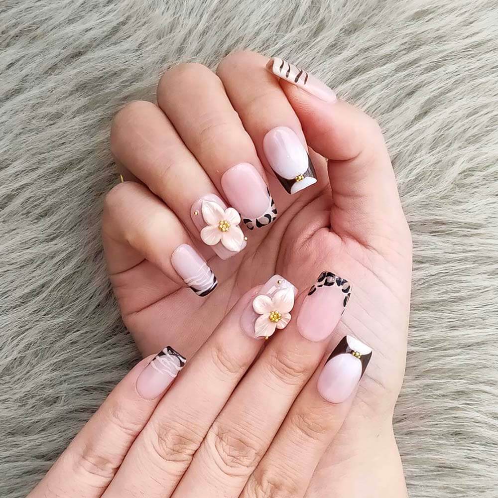 Art Garden Press On Nails Wild Petals 29