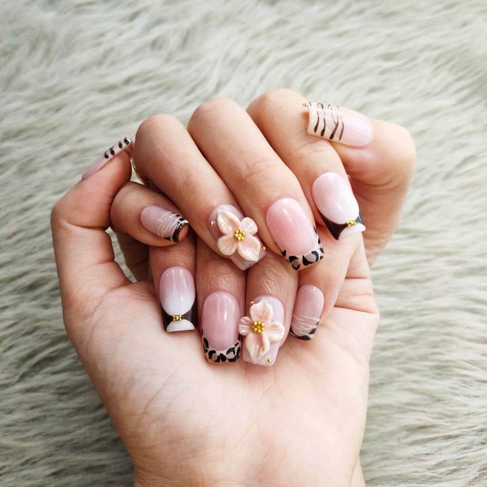 Art Garden Press On Nails Wild Petals 29
