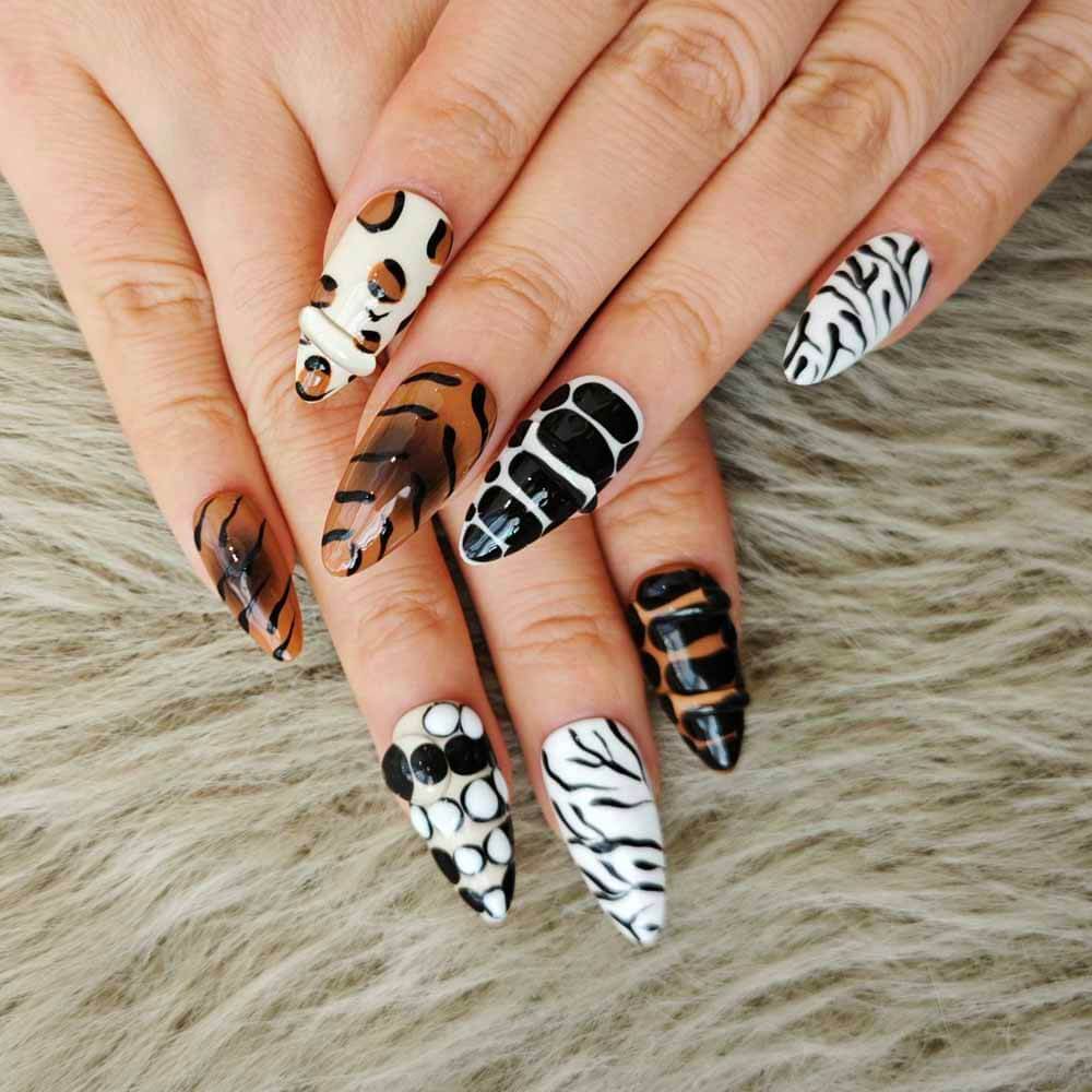 Art Garden Press On Nails Wild Tapestry 79