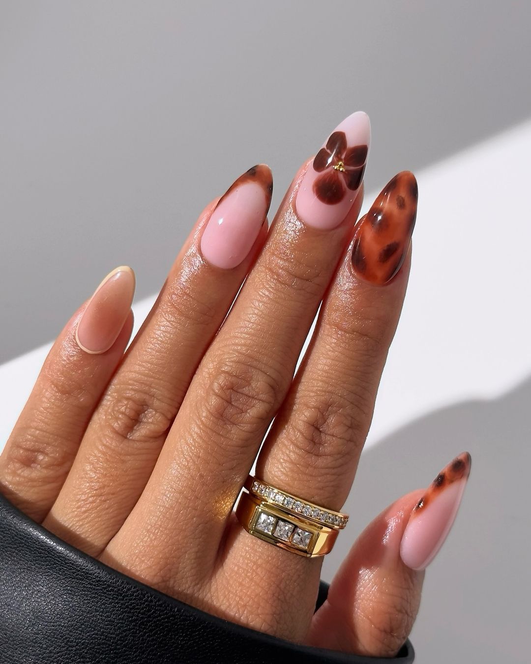 nail colour autumn